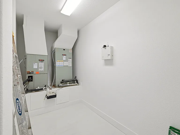 5224 Vistamere Ct — Photo 48