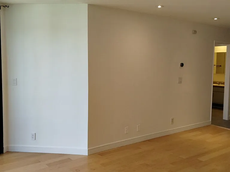 740 N Kings Rd #224 — Photo 12