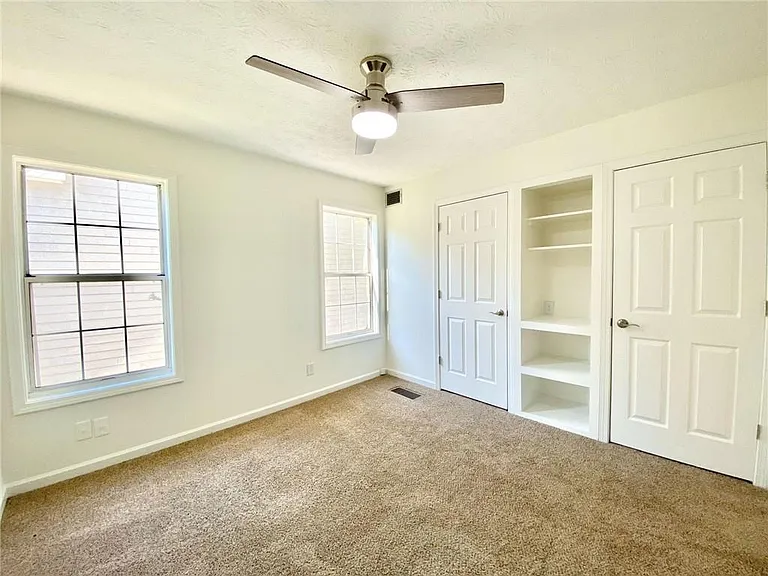 640 Suwanee Lakes Cir — Photo 24