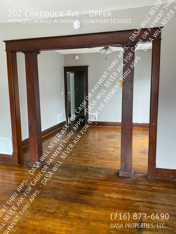202 Chadduck Upper - 3 Bed / 1 Bath — Photo 4