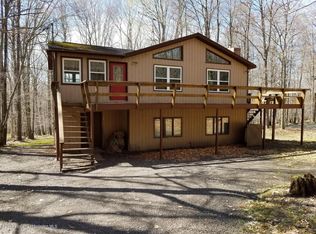 81 Livingston Ln, Clifton Twp, PA 18424