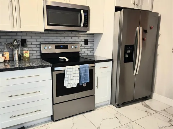 7500 NW 17th St APT 309, Plantation, FL 33313