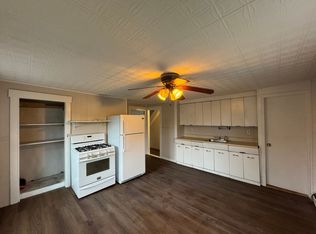 45 Friend St, Amesbury, MA 01913