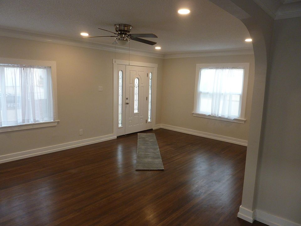 2nd image of 4937 E Colorado St