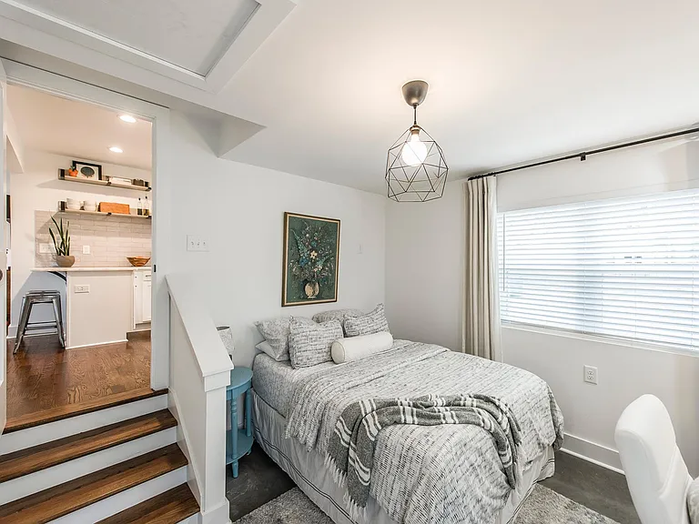 1003 Woods Lake Dr — Photo 26