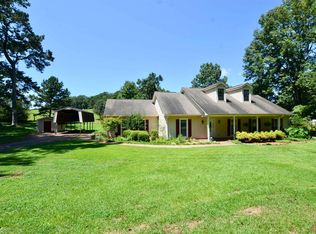 121 Lincoln Ln, Lagrange, GA 30240