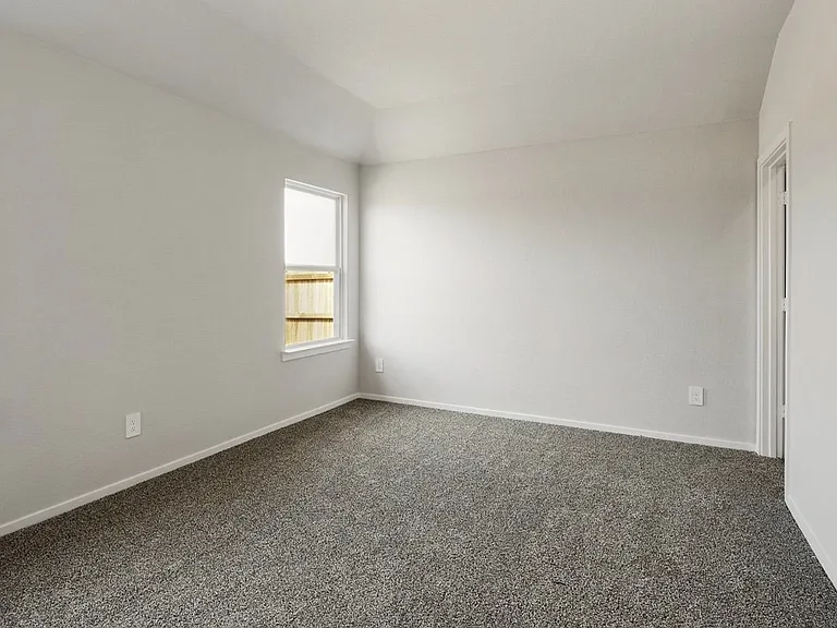310 Randall Pl — Photo 10