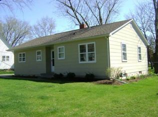 720 5th St, Kalona, IA 52247