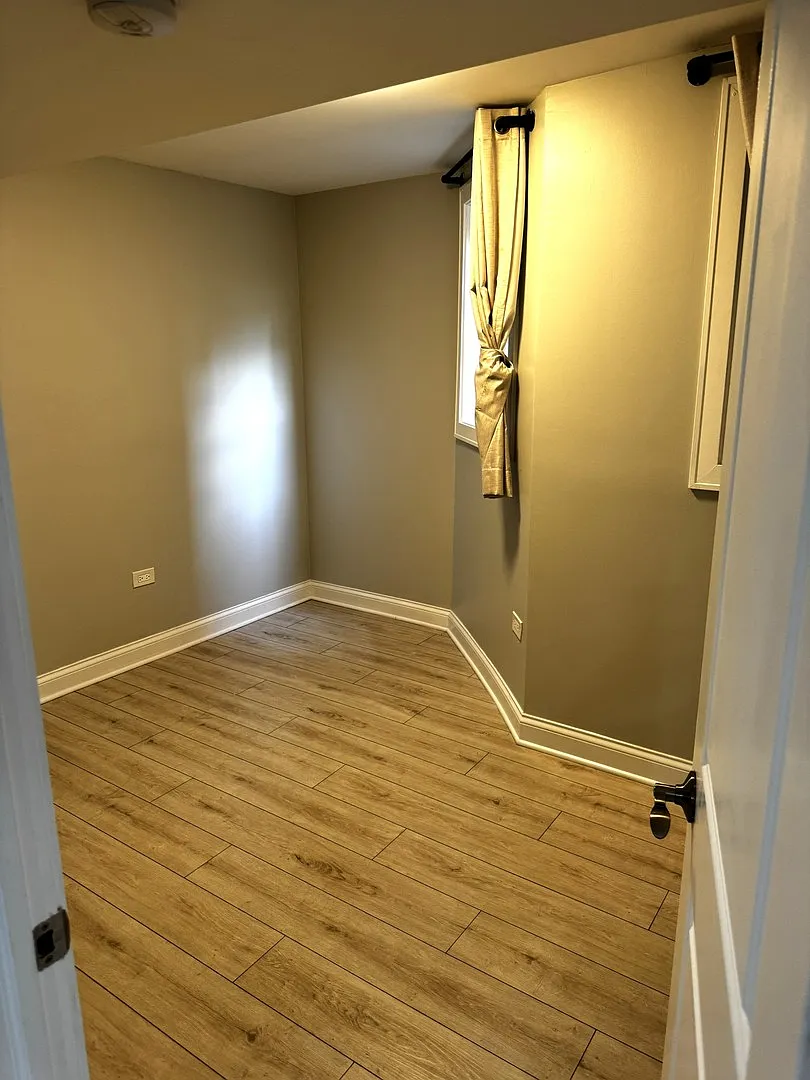 2 bed, 800 sqft, $1,825 — Photo 2
