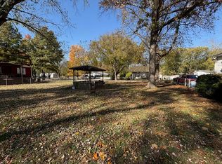 5722 Randy Dr, House Springs, MO 63051