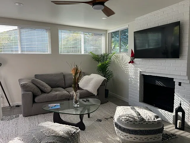 Living Room 3