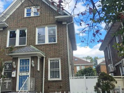 33-33 88th Street, Jackson Heights, NY, 11372