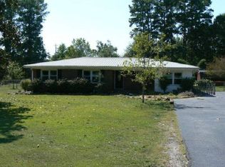 935 Glenn Carrie Rd, Hull, GA 30646