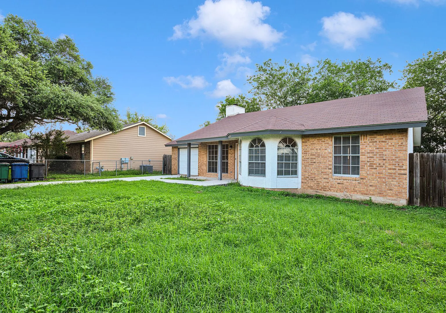 3-Bedroom, 2-Bath Rental Home South San Antonio — Photo 1