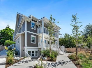 1224 Richardson St #102-C, Victoria, BC V8V 3E1