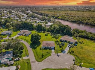 201 SE Camino Ct, Port Saint Lucie, FL 34952