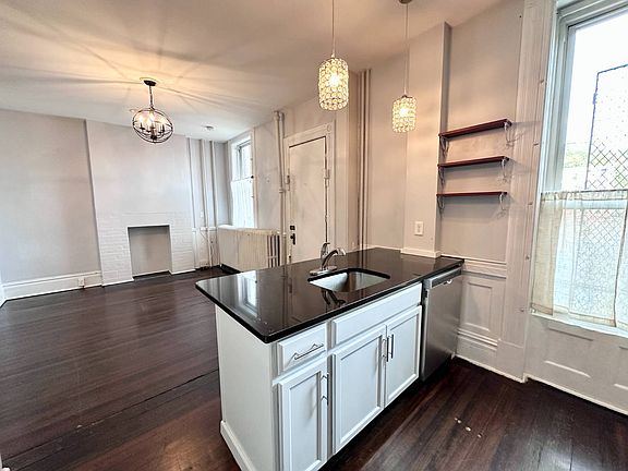 2nd image of 108 4th St #1R