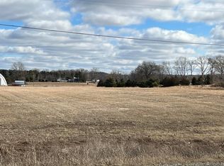 10103 Concord Rd, Jonesville, MI 49250