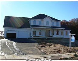 2nd image of 11 Huckleberry Rd