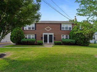 300 W Adams Ave #A, Magnolia, NJ 08049