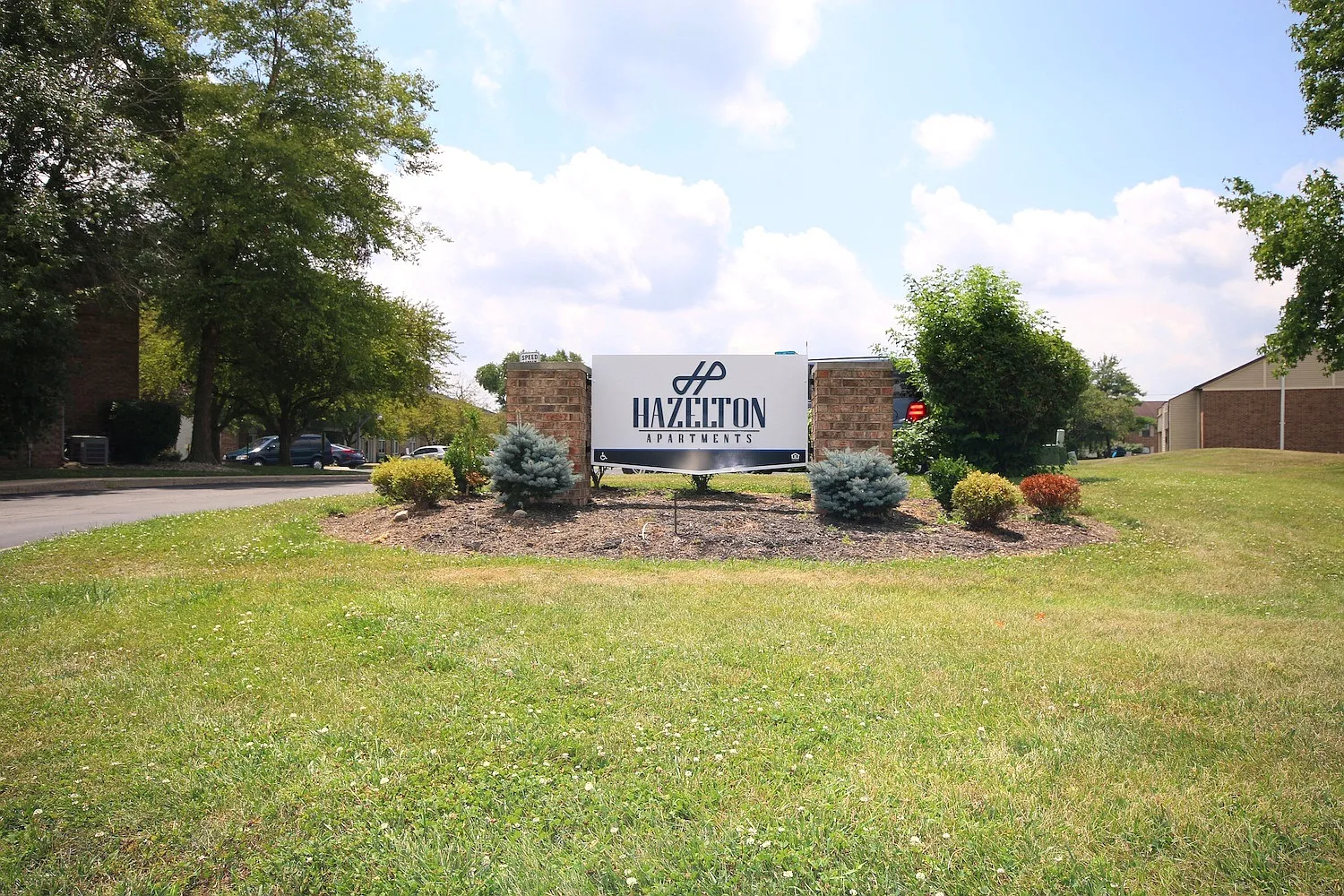 Hazelton Apartments — Photo 3