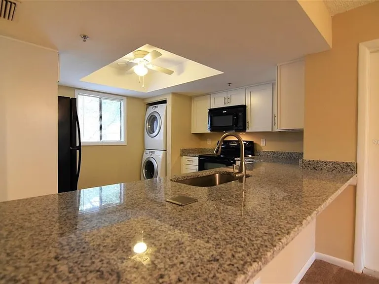 1068 E Michigan St #B — Photo 10