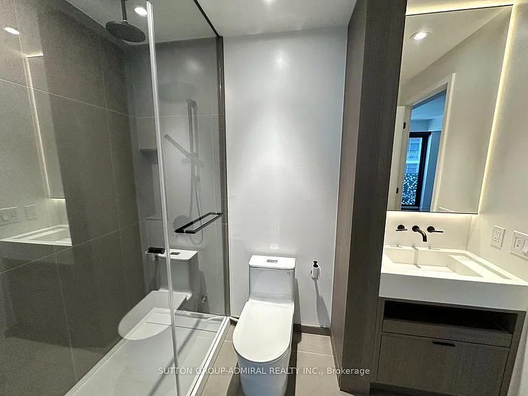 55 Charles St E #2209 — Photo 11