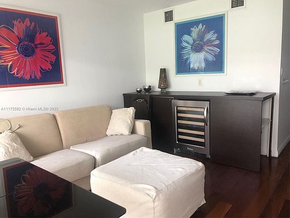 4th image of 1560 Pennsylvania Ave APT 223