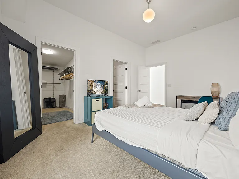 906 Allene Ave SW — Photo 22
