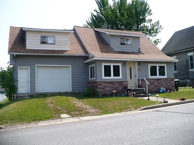 1st image of 114 N EATON AVENUE
