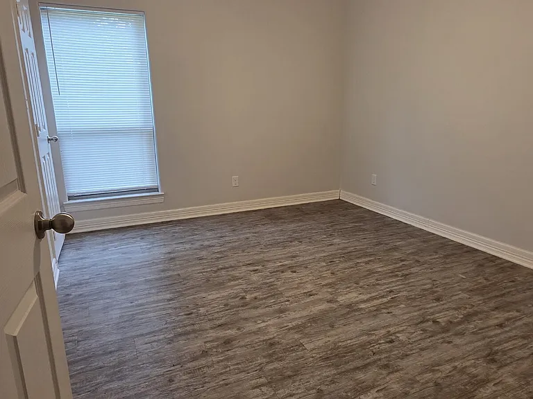 5282 FM 2625 E #8 — Photo 5