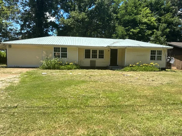 2421 Mount Carmel Rd, Covington, TN 38019