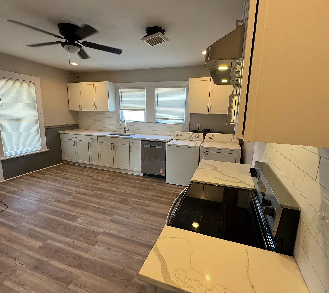 3 bed, 1600 sqft, $2,300 — Photo 3