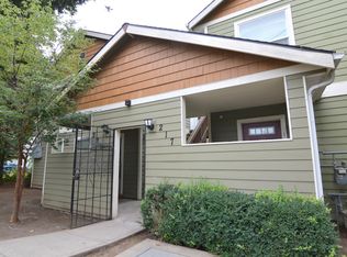 217 SE 127th Ave APT 3, Portland, OR 97233