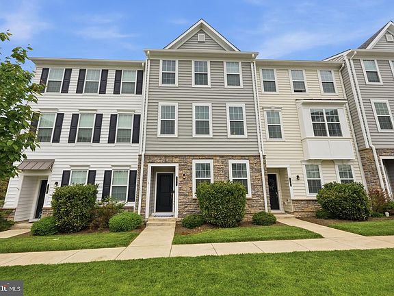 2nd image of 17 Jessop Ln