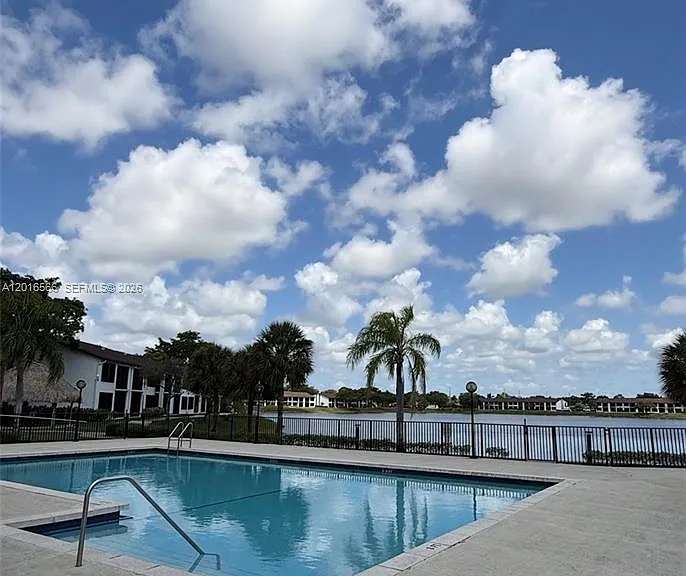 216 Lake Pointe Dr #223 — Photo 27