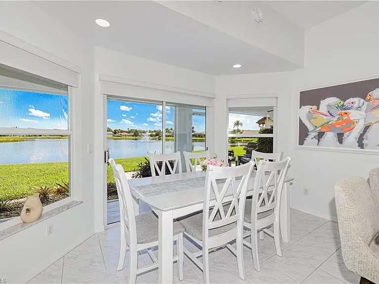 22589 Island Lakes Dr — Photo 15