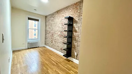 Rented by Strivers Management Group Corp (Brokerage)