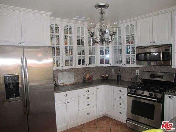 3rd image of 3256 E Hilldale Ave