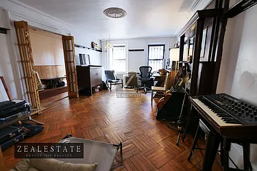 Rented by ZealEstate Group Inc