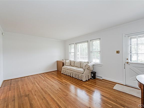 5th image of 2101 Rainbow Dr
