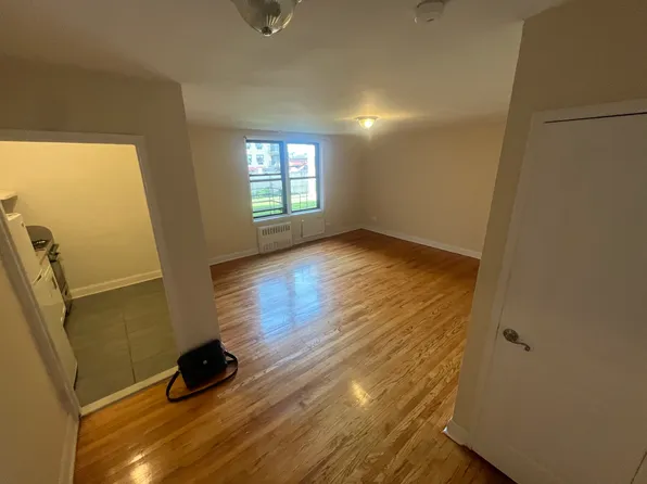 144-70 41st Ave #6A, Flushing, NY 11355