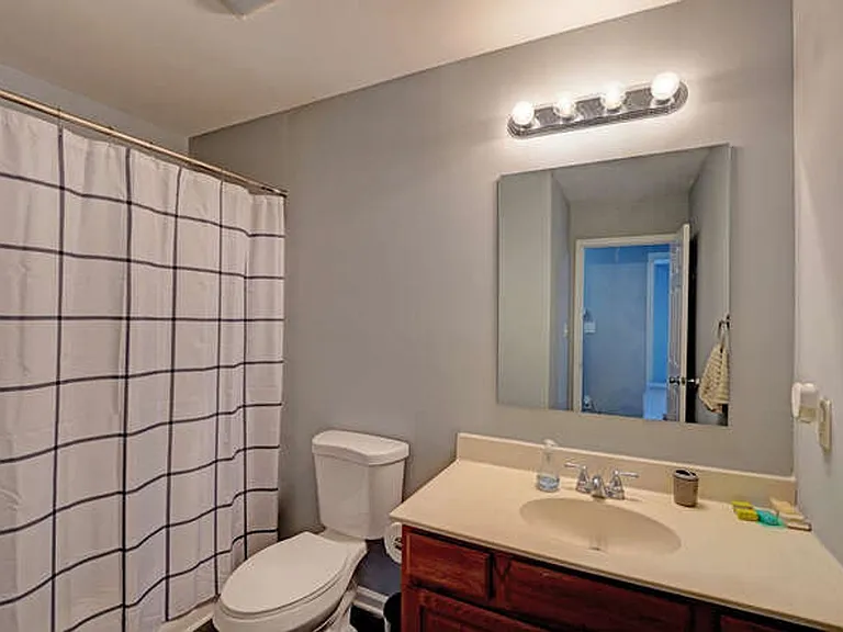 110 Fox Dale Rd — Photo 44