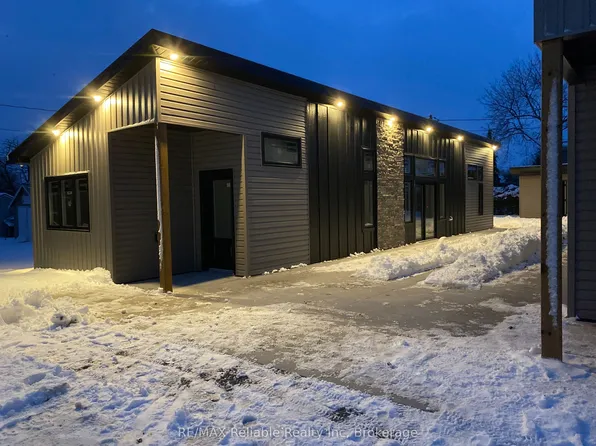 30 Main St S, Huron East, ON N0K 1W0