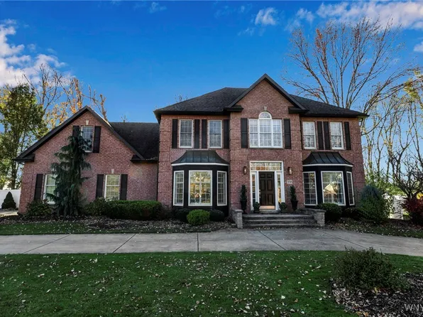 398 Garden Dr, Batavia, NY 14020