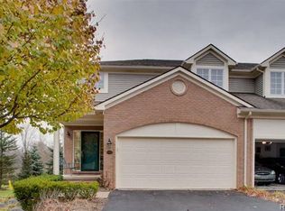 42925 River Bend Dr, Plymouth, MI 48170