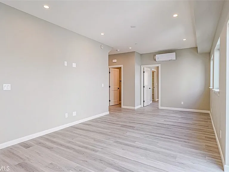 5257 Harmony Ave — Photo 18