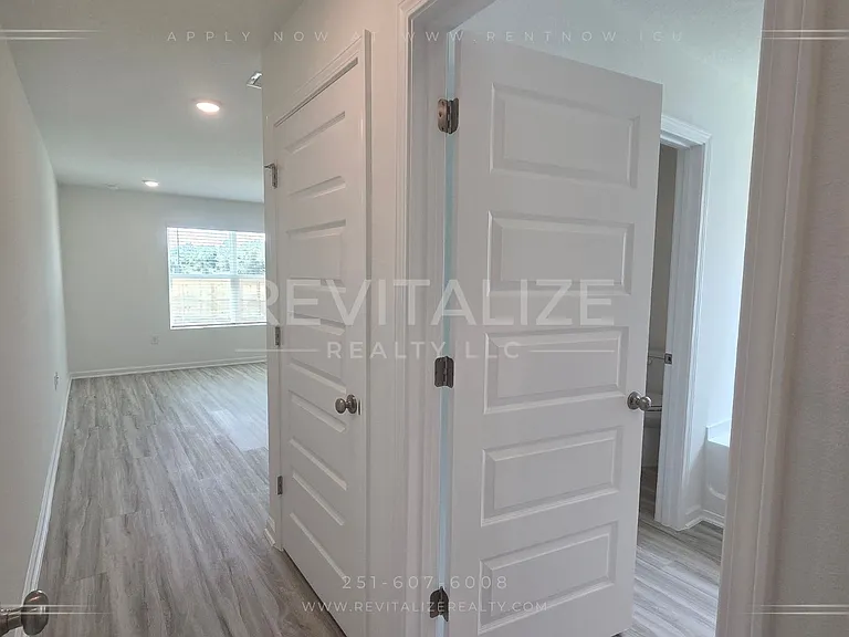 22052 Aleutian Ave — Photo 12