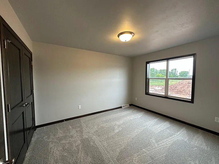 2911 Sabal Oak Dr — Photo 12