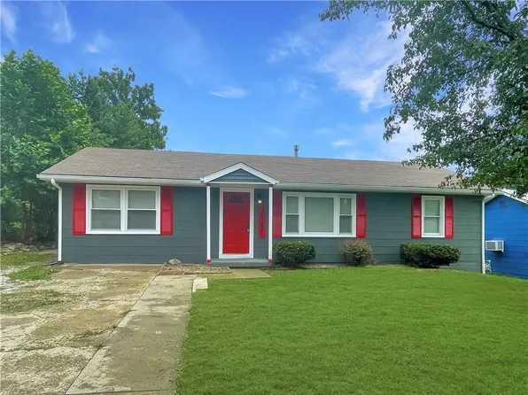 3141 S 47th St, Kansas City, KS 66106